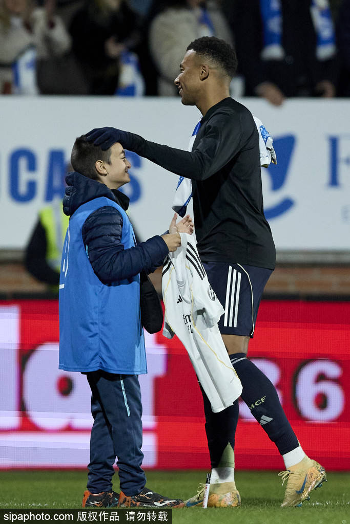 转会传闻与新闻：皇家马德里拒绝那不勒斯租借马斯坦图诺，富勒姆瞄准美国锋线新星